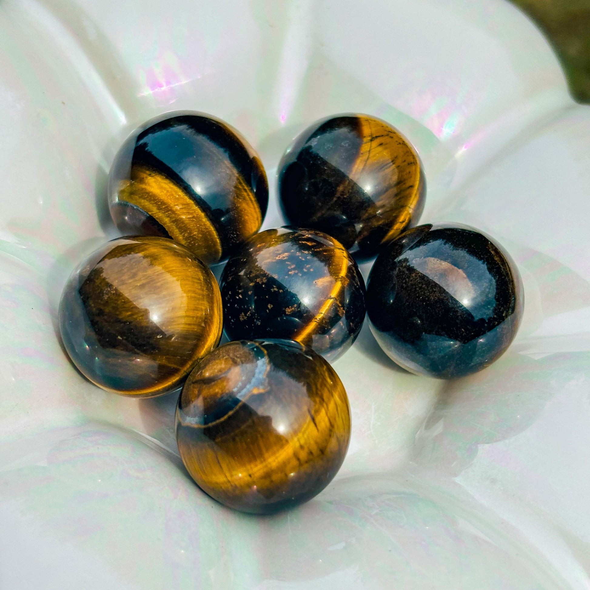 Mini Tiger Eye Sphere