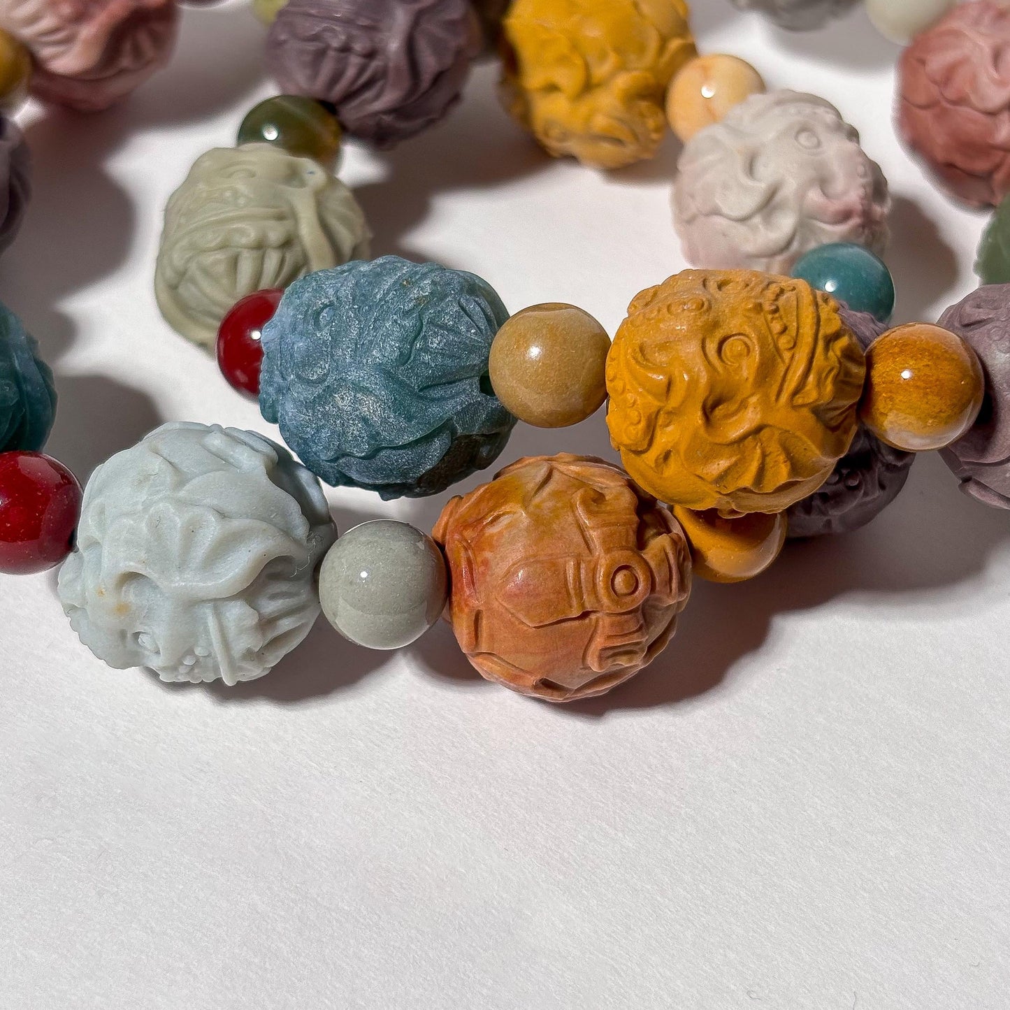 Alashan Agate Ganesh Motif Crystal Bracelet