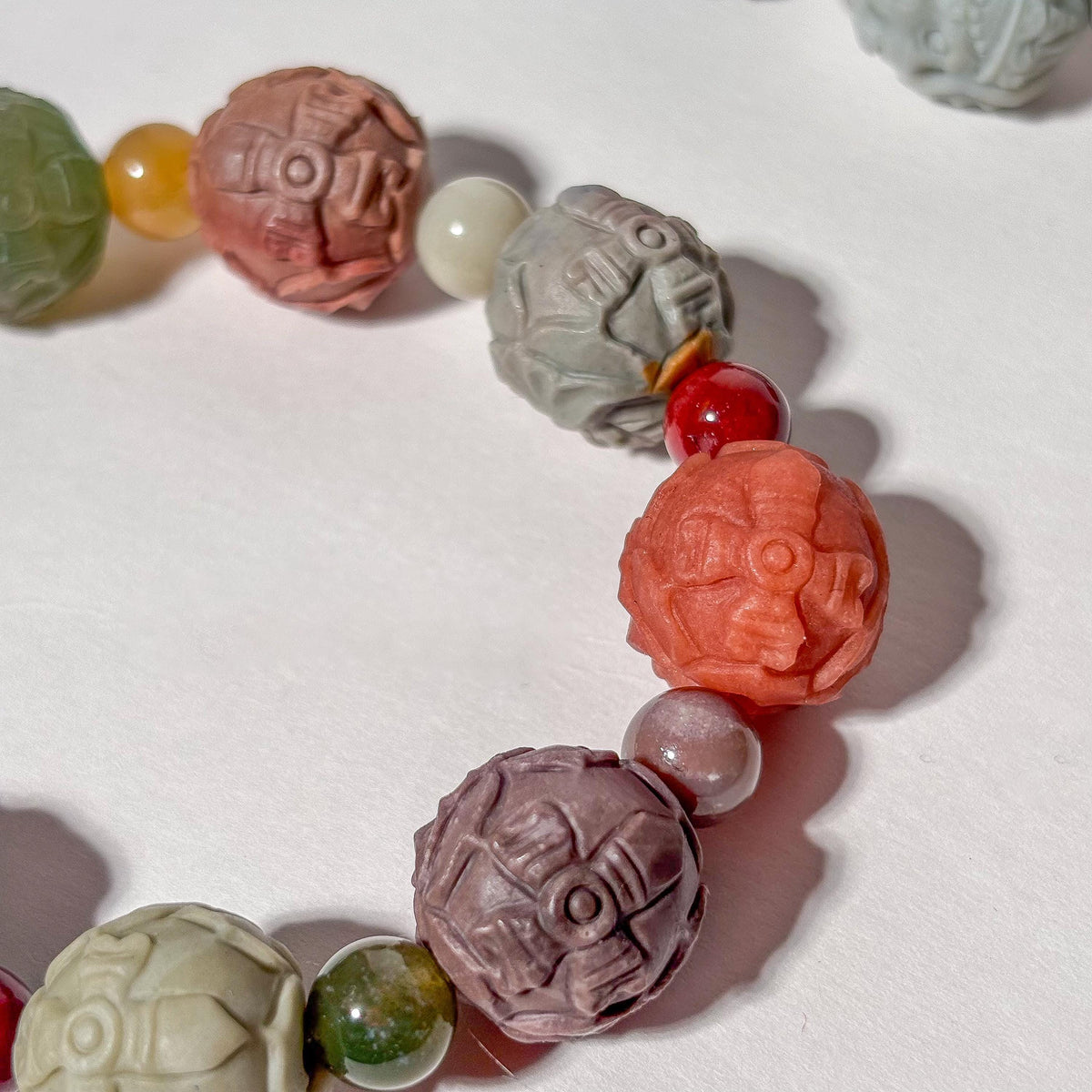 Alashan Agate Ganesh Motif Crystal Bracelet