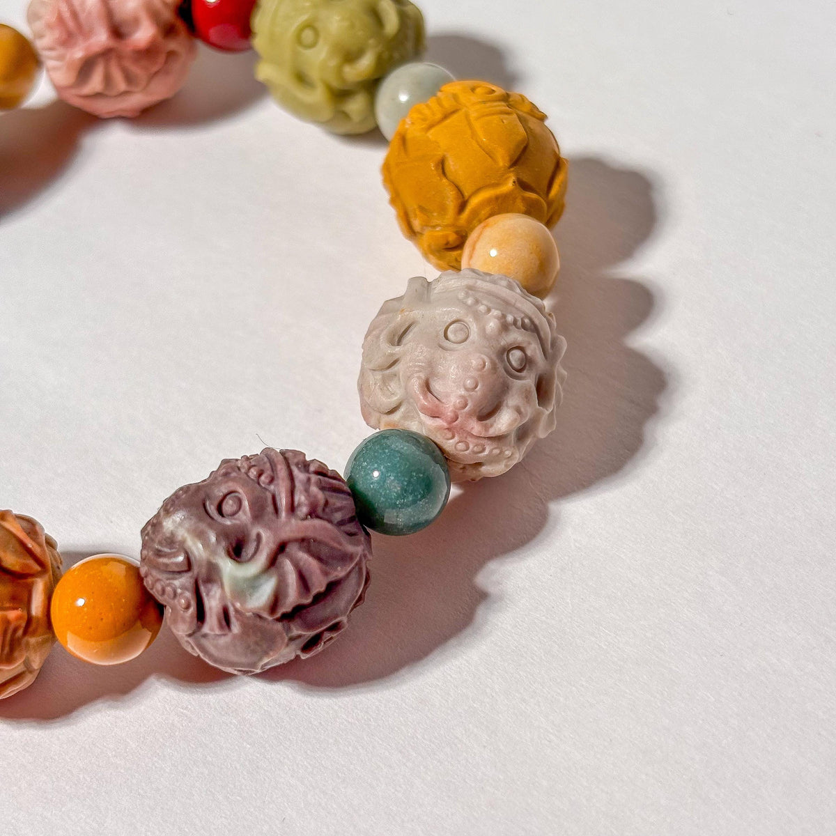 Alashan Agate Ganesh Motif Crystal Bracelet