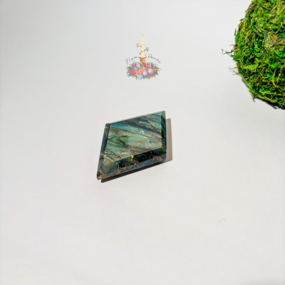 Carved Labradorite Rhombus Shape, Faceted Labradorite Stone with Flash, Natural Gemstone Pocket Crystal, Flashy Labradorite Palm Stone