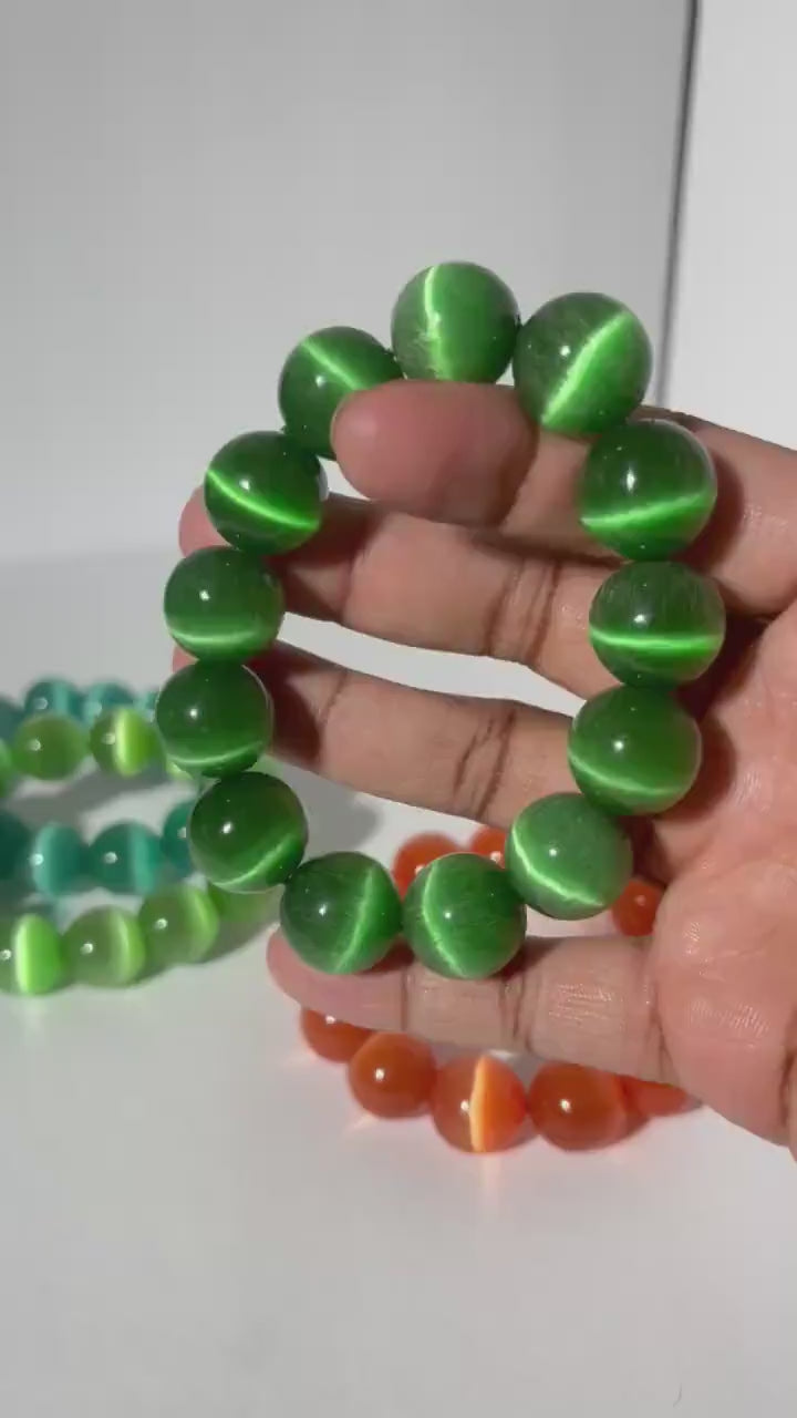 GREEN CHRYSOBERYL Cat Eye Crystal Stretch Bracelet