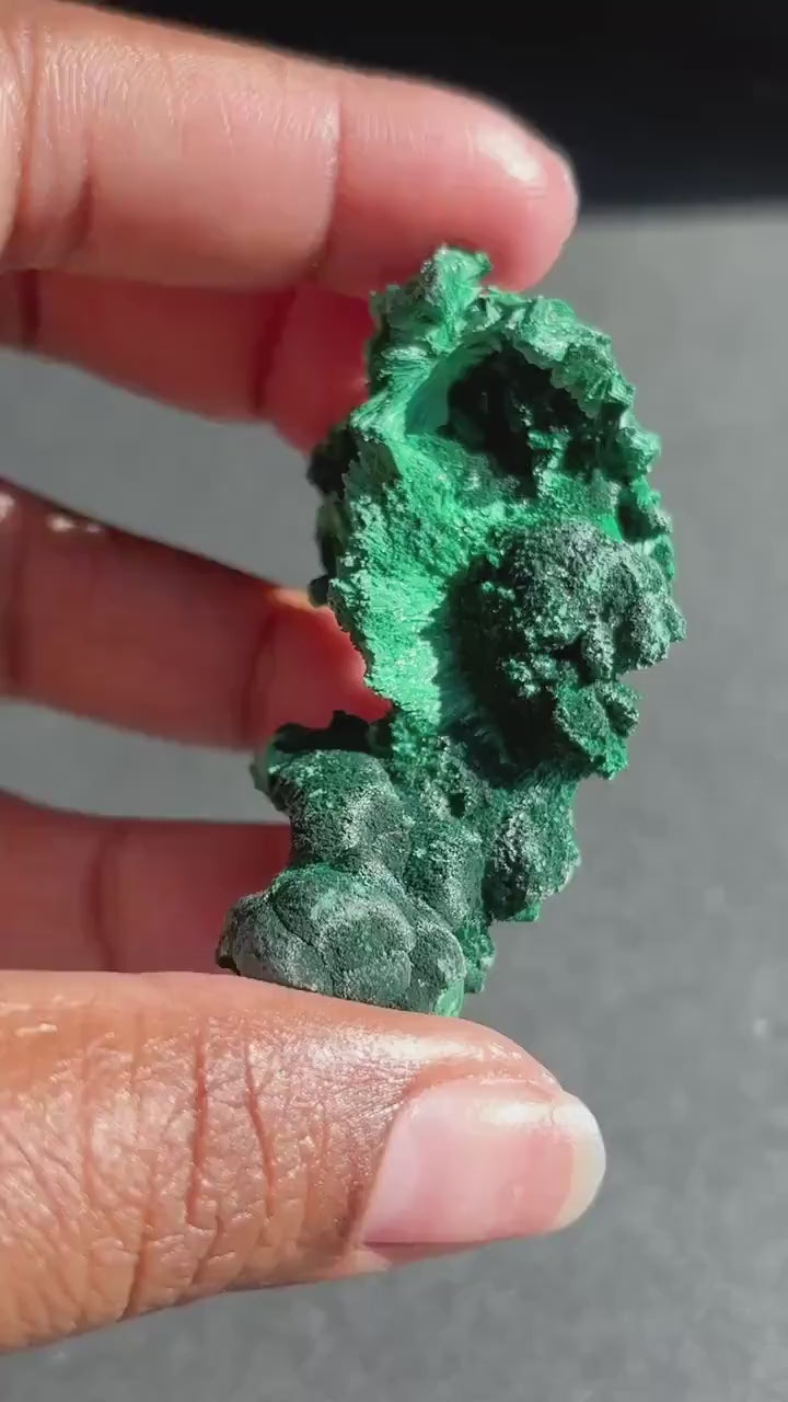 Raw Malachite Mineral Specimen - 38g